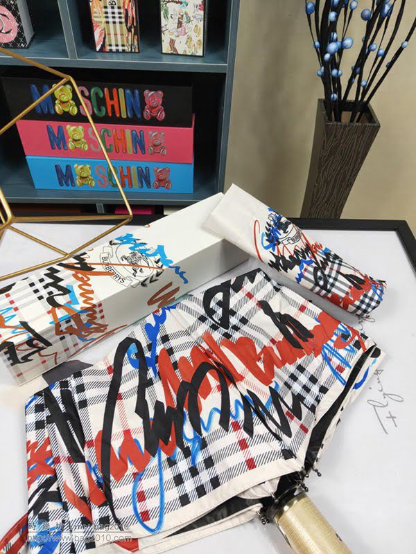 BURBERRY巴寶莉傘 最新火爆單品 巴寶莉晴雨傘 超強防曬隔熱 防紫外線  zm1111
